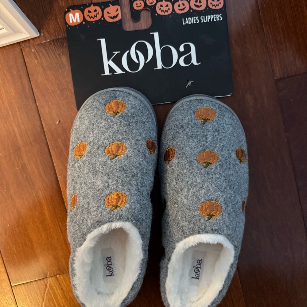 Fall Pumpkin Slippers